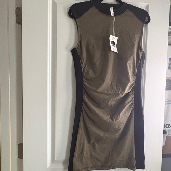 Daily Practice Colorblock Ruched Mini Dress - Picture 2 of 4